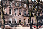 Estudios en Edimburgo